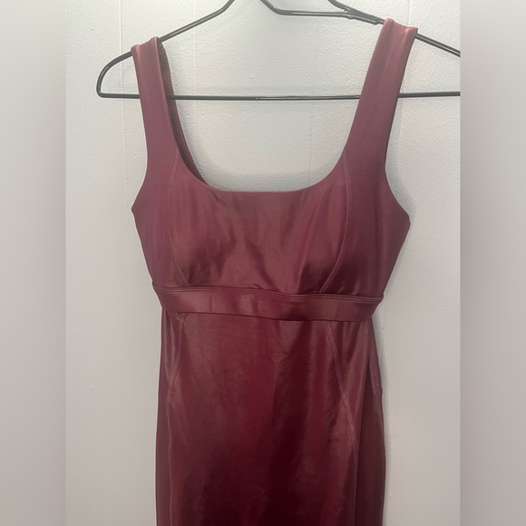 Fabletics Motion365+ Shine Jumpsuit- Sold out online - Picture 4 of 12